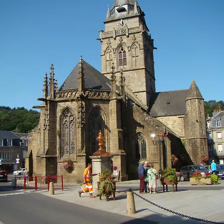 Cour Historique La Cour Des Trois Rois 1 Villedieu-les-Poëles