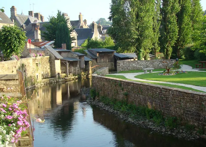 Cour Historique La Cour Des Trois Rois 1 Apartment Villedieu-les-Poeles-Rouffigny