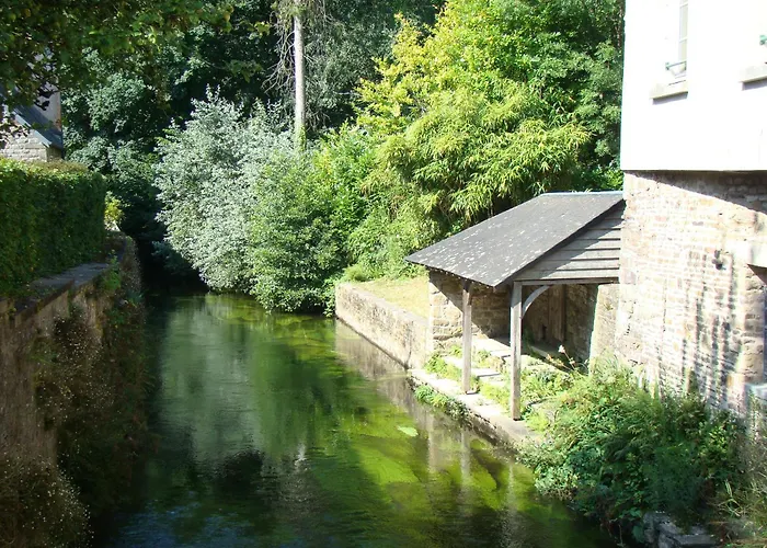 Cour Historique La Cour Des Trois Rois 1 * Villedieu-les-Poeles-Rouffigny