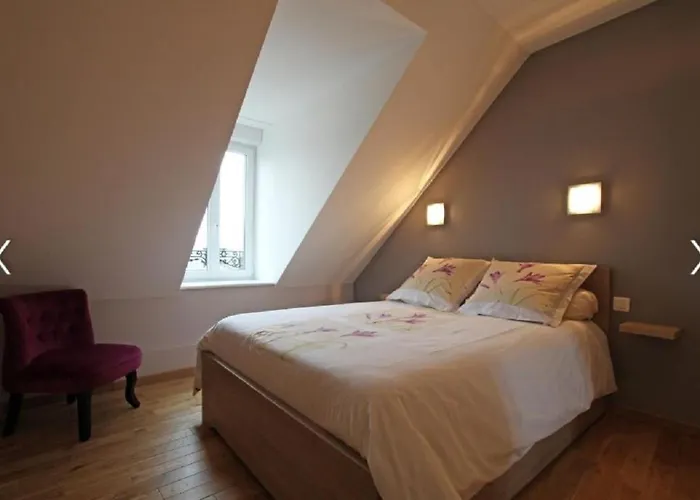 Apartment Cour Historique La Cour Des Trois Rois 1 *