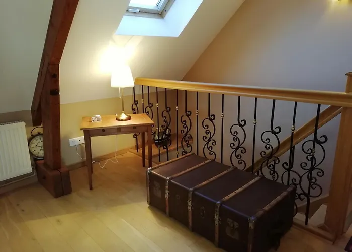 Cour Historique La Cour Des Trois Rois 1